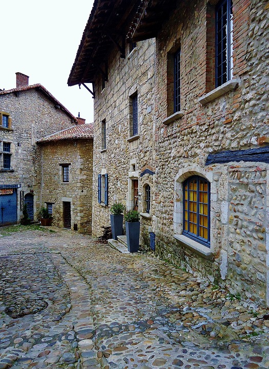 Partez à la découverte des villages médiévaux de France
