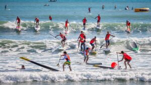 Des participants aux Pacific Paddle Games