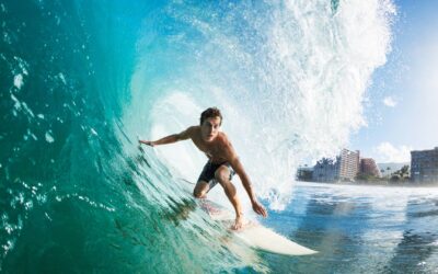 Mon avis sur les meilleures destinations pour les surfeurs débutants